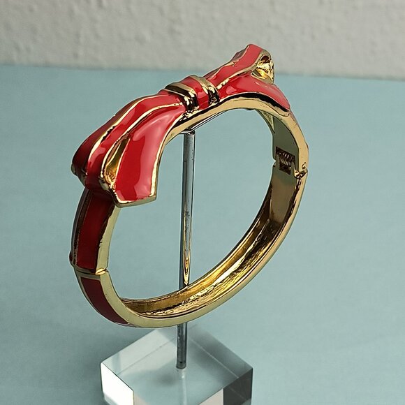 RIBBON BOW Enamel Shape Hinged Bangle Bracelet Vibrant Red Gold Plated - Picture 2 of 6